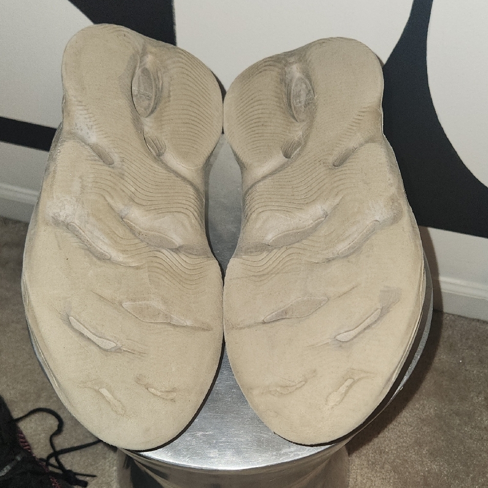 Adidas YZY Foam RNNR Stone Taupe Color - Picture 6 of 6